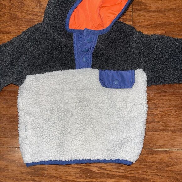 OshKosh B’gosh Cozy Pullover Sherpa Fleece Sweatshirt Jacket Size 9 Months Farm - Picture 2 of 5